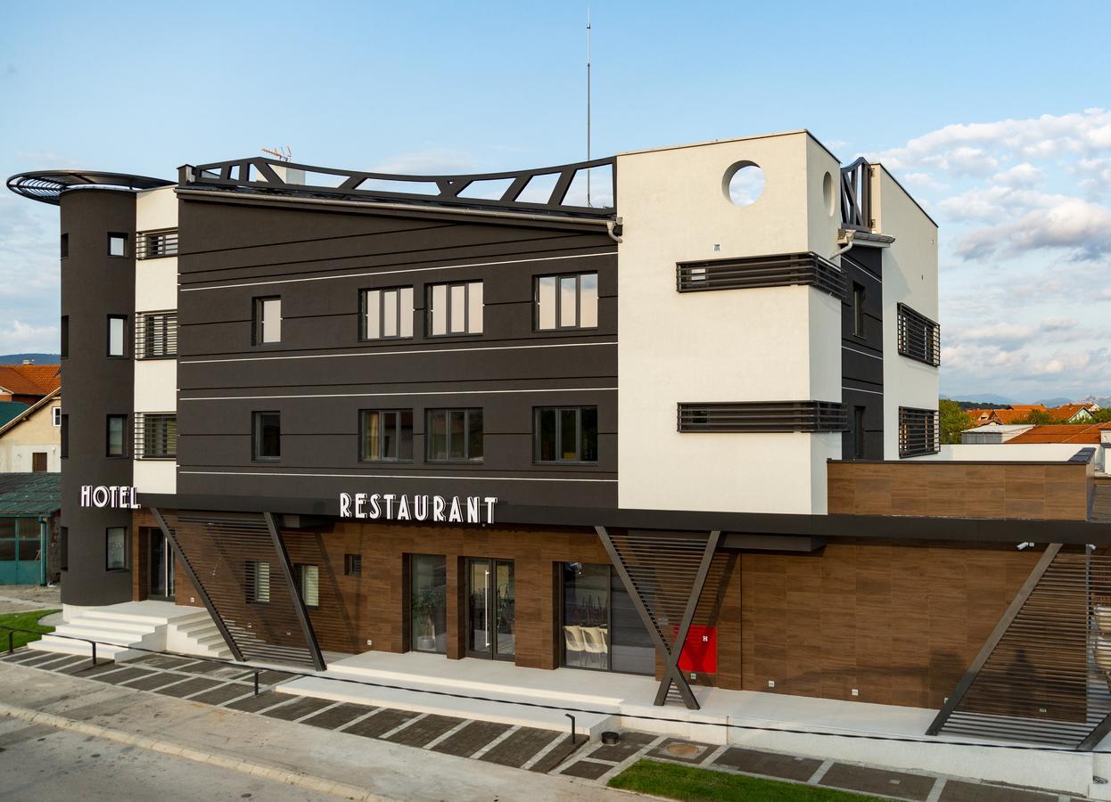 Hotel Ideo Lux Nis Exterior photo