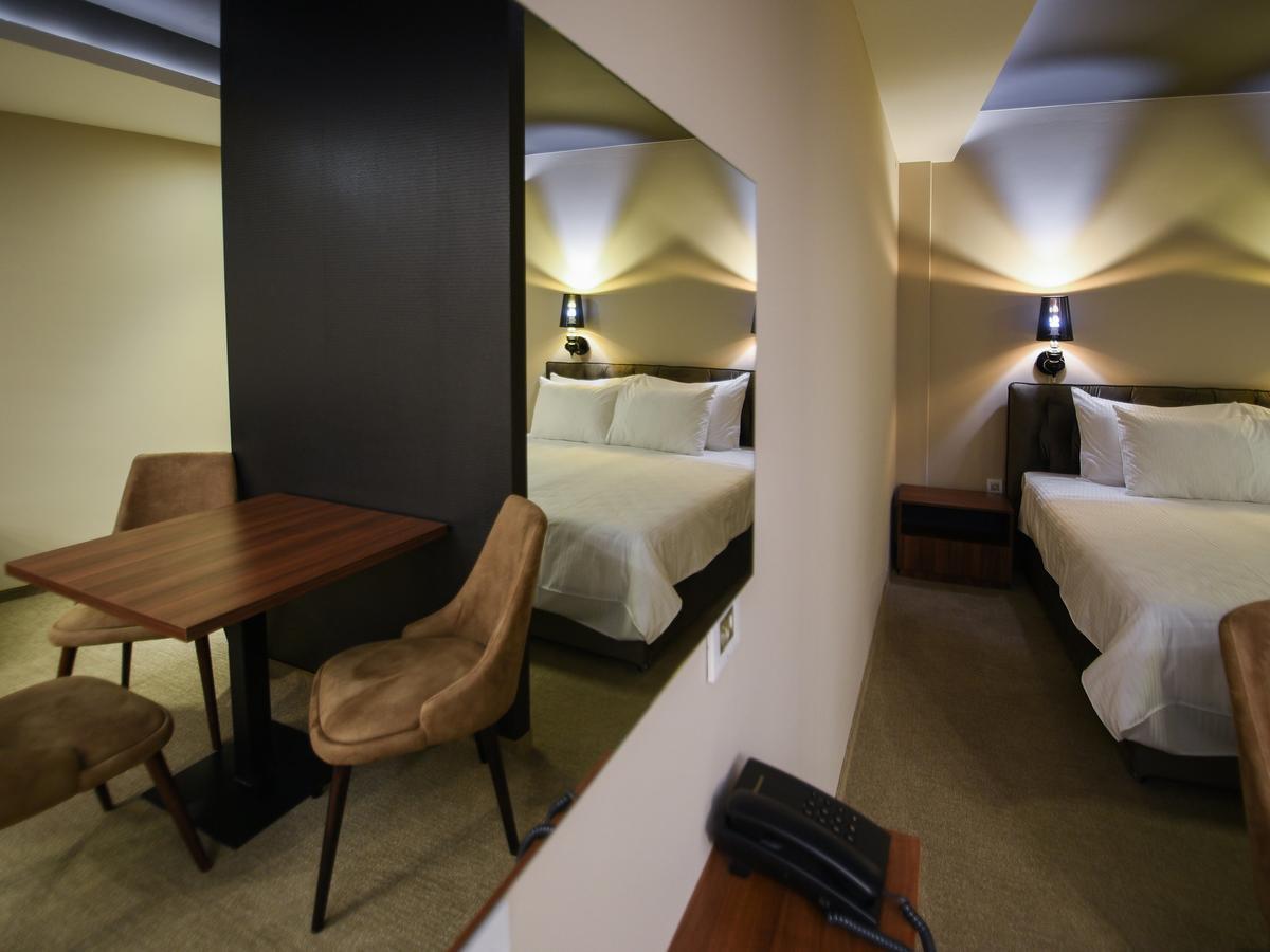 Hotel Ideo Lux Nis Exterior photo