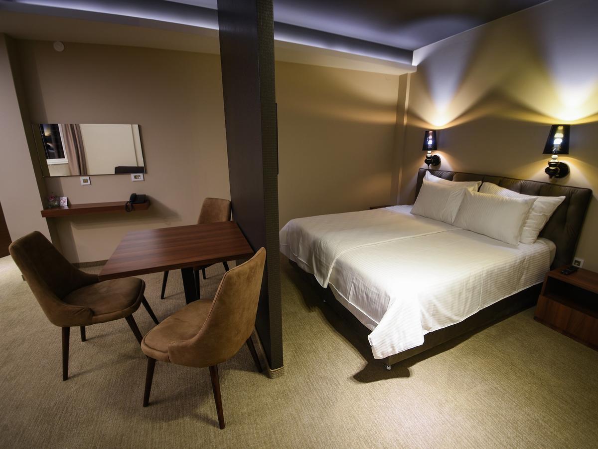 Hotel Ideo Lux Nis Exterior photo