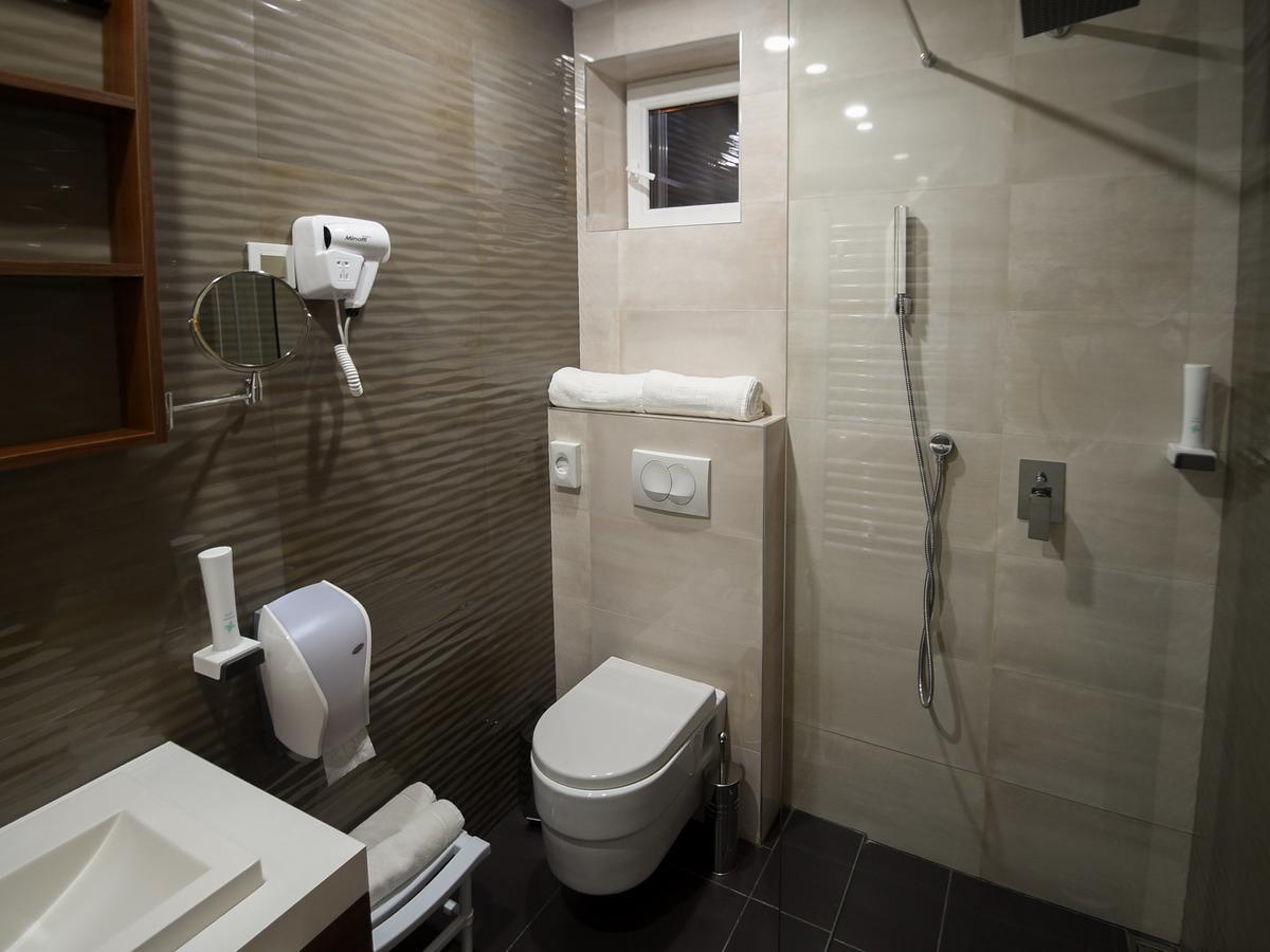 Hotel Ideo Lux Nis Exterior photo