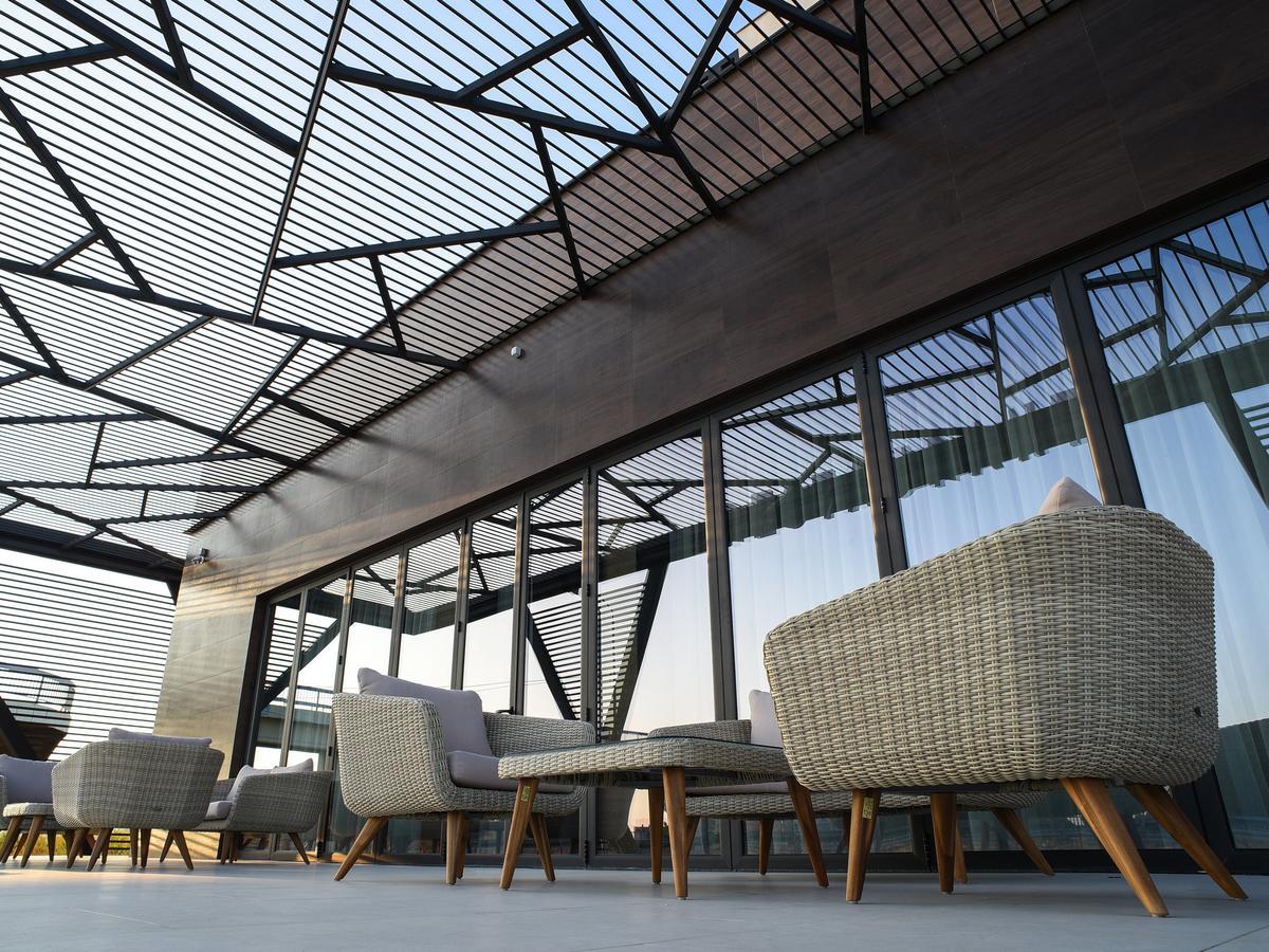 Hotel Ideo Lux Nis Exterior photo