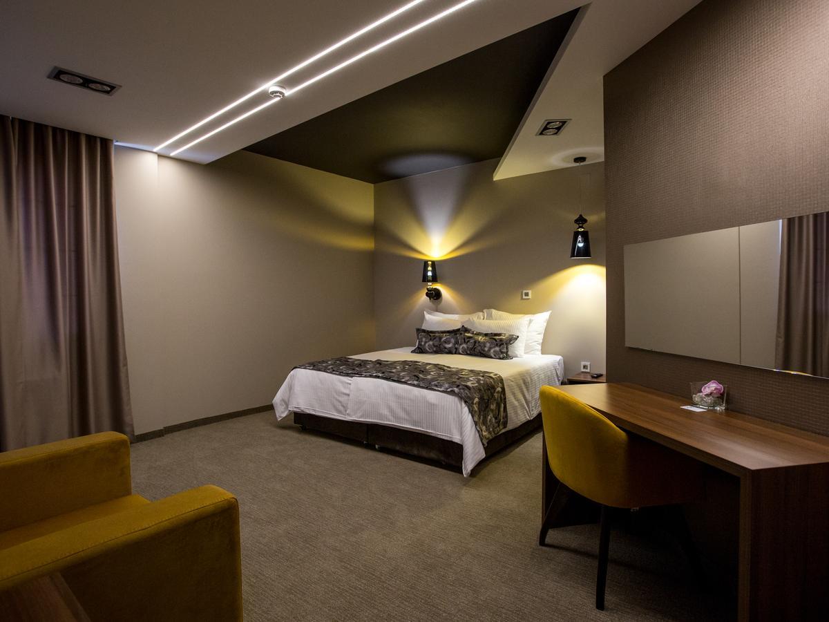 Hotel Ideo Lux Nis Exterior photo