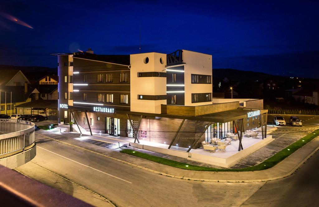 Hotel Ideo Lux Nis Exterior photo